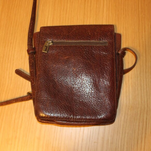 Lancel Paris Made in Italy CrossBody Bag - Picture 3 of 6